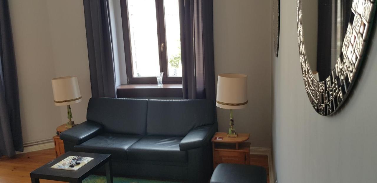 Astronomiczny Apartament , Mieszkanie 2 Pokojowe. Parking. Torun Exterior photo