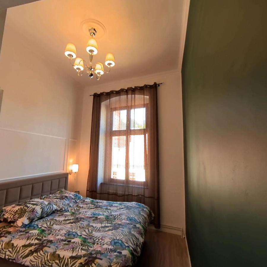 Astronomiczny Apartament , Mieszkanie 2 Pokojowe. Parking. Torun Exterior photo